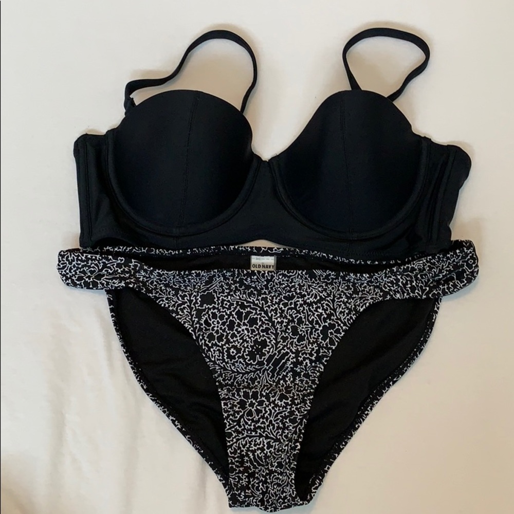 ❌SOLD❌Old Navy bikini set